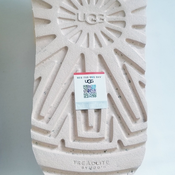 NWT UGG Laton Slides in Peach Fuzz Terry - Picture 12 of 14